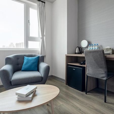 Hotel Brown - Zhongzheng Ταϊνάν Εξωτερικό φωτογραφία