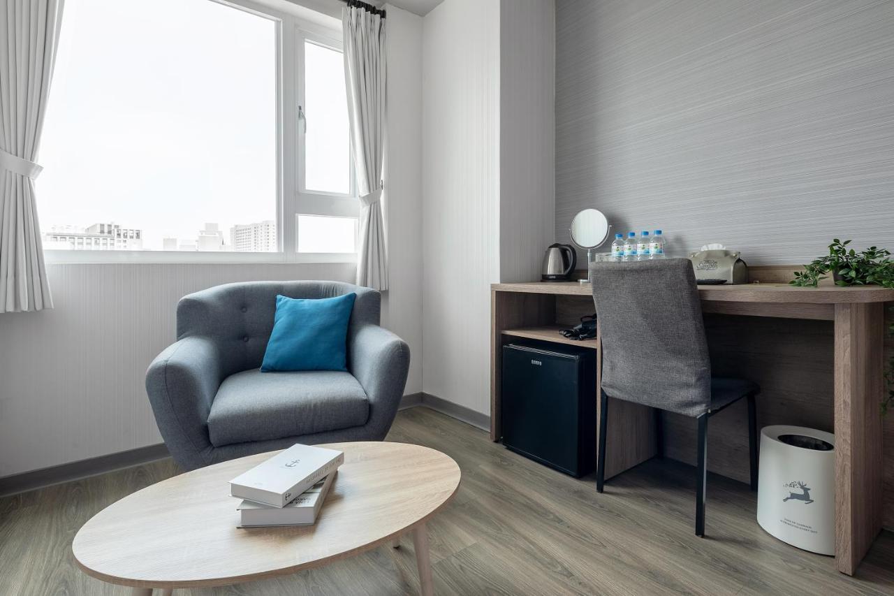 Hotel Brown - Zhongzheng Ταϊνάν Εξωτερικό φωτογραφία